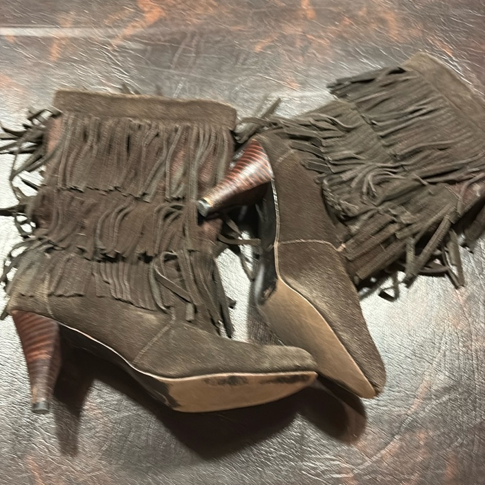 Chinese laundry fringe boot
